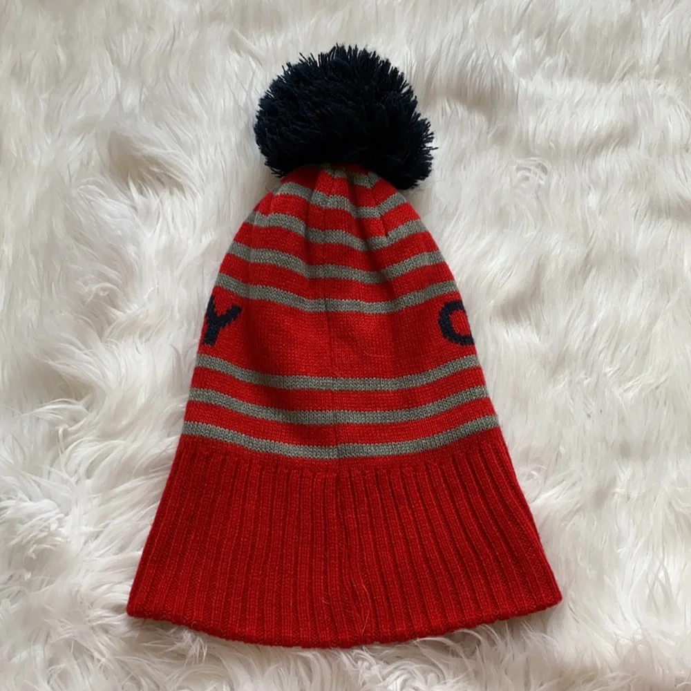 Old Navy • Sporty Pompom Beanie